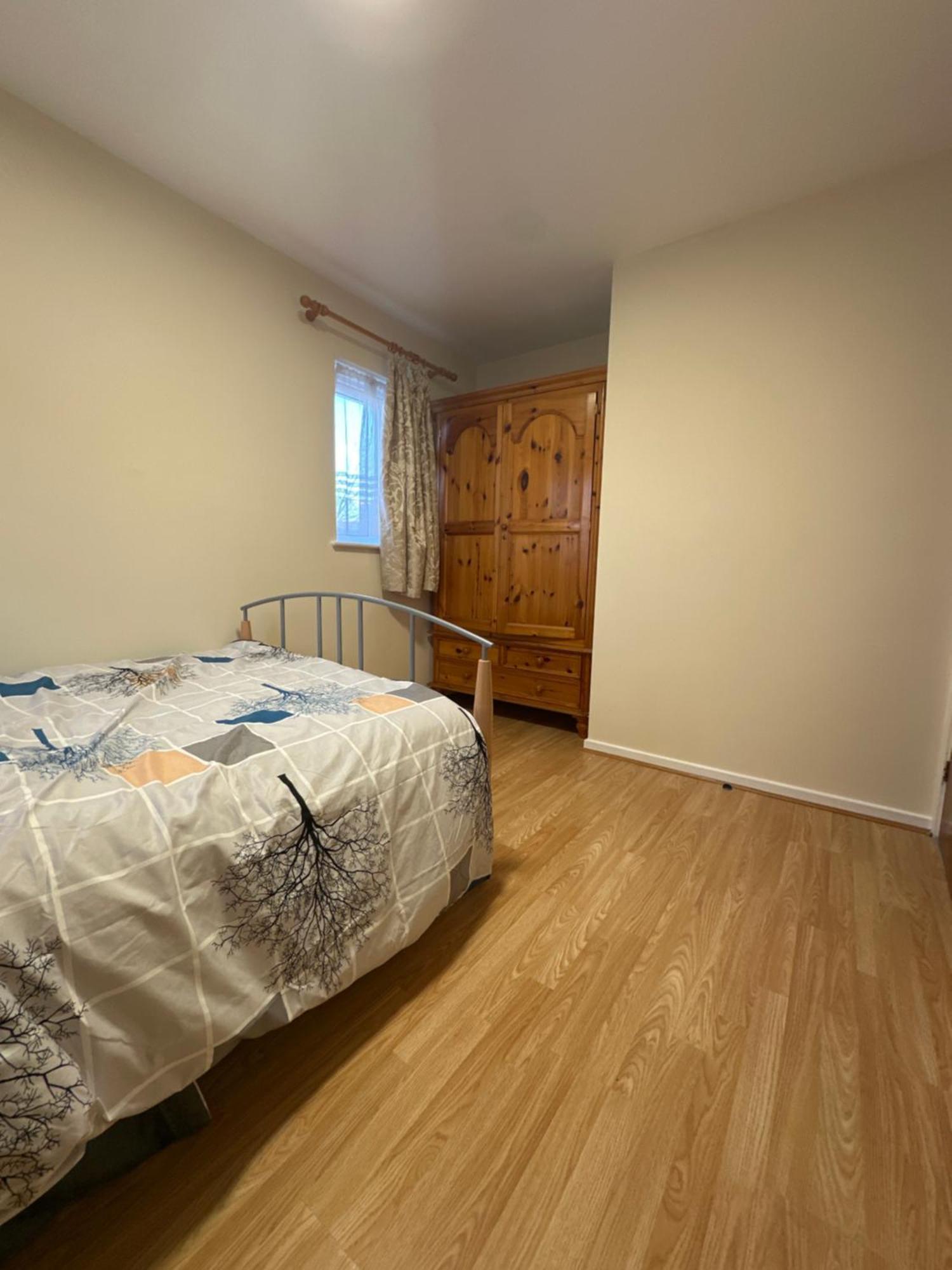 Nice Double Room In Heart Of Лондон Экстерьер фото